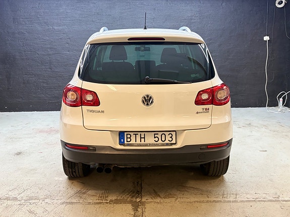 Volkswagen Tiguan 7 of 24