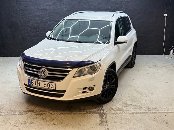 Volkswagen Tiguan 3 of 24