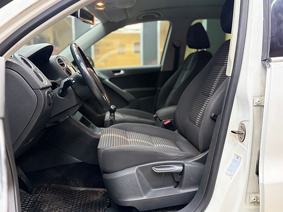 Volkswagen Tiguan 14 of 24