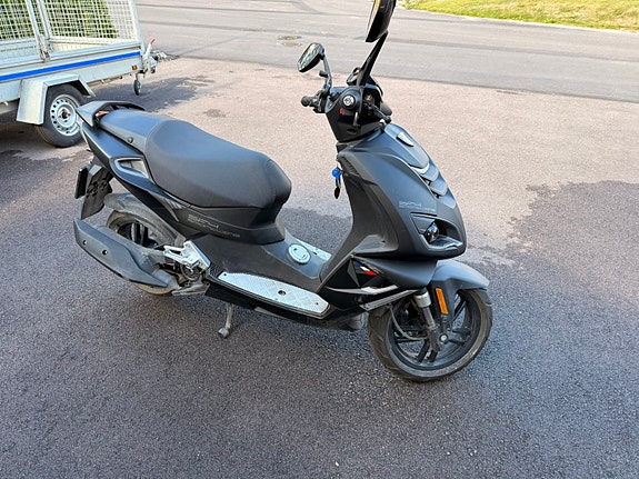 Peugeot Speedfight 4 3 of 6