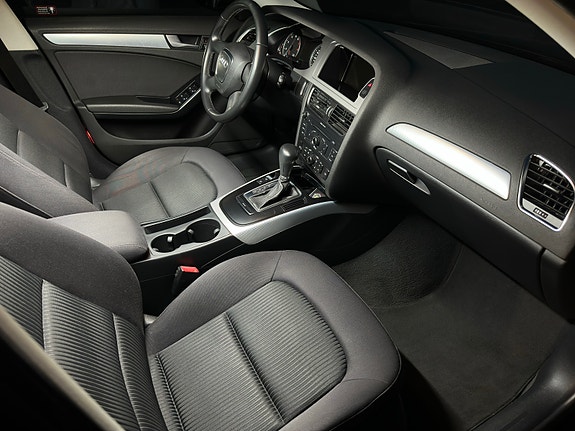 Audi A4 6 of 9