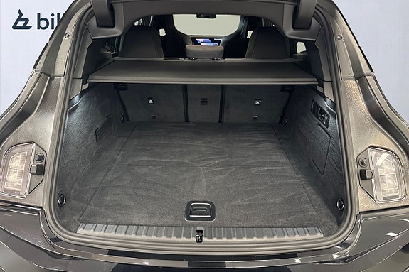 BMW iX 10 of 20
