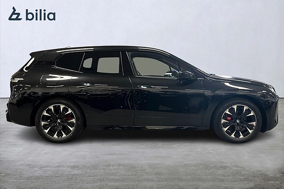 BMW iX 15 of 20