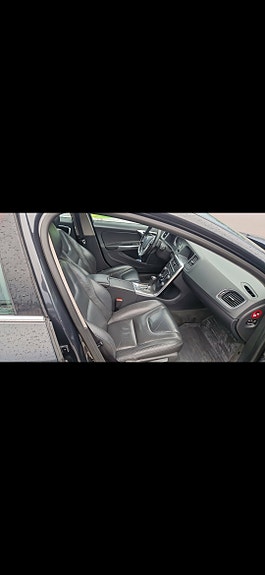 Volvo V60 7 of 7