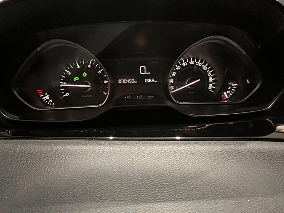 Peugeot 208 19 of 19