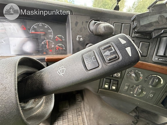 Volvo FH 12 A-Traktor 20 of 27