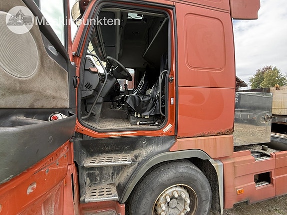 Volvo FH 12 A-Traktor 10 of 27