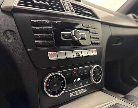 Mercedes-Benz C220 9 of 23