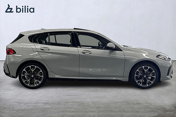 BMW 120 15 of 18
