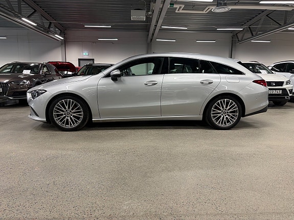 Mercedes-Benz CLA200 d 2 of 11