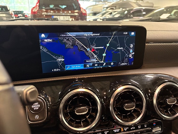 Mercedes-Benz CLA200 d 9 of 11