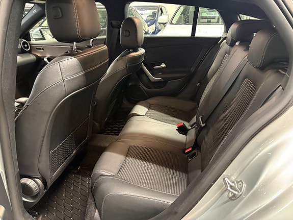 Mercedes-Benz CLA200 d 6 of 11