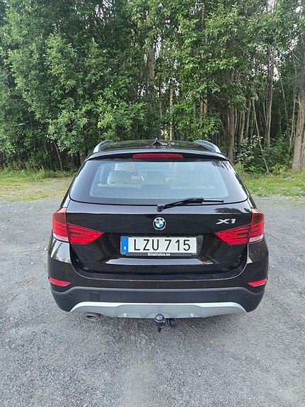 BMW X1 7 of 8