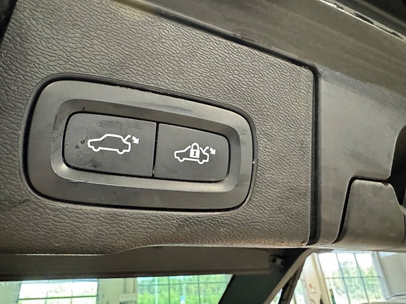 Volvo XC60 26 of 27