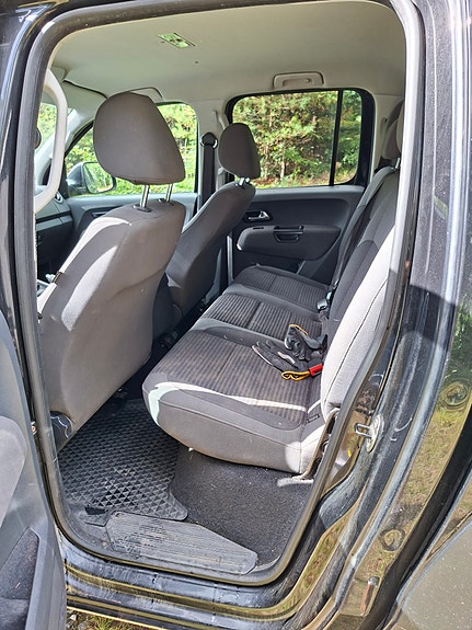 Volkswagen Amarok 8 of 9