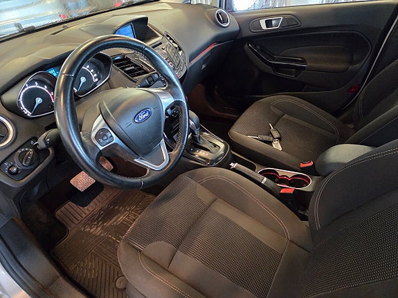 Ford Fiesta 16 of 28