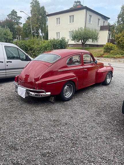 Volvo PV 3 of 8