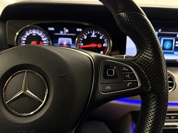 Mercedes-Benz E200 20 of 27