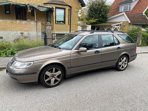 Saab 9-5 2 of 10