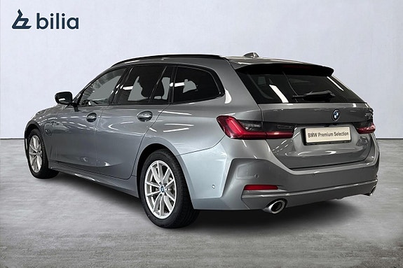 BMW 330e 2 of 18