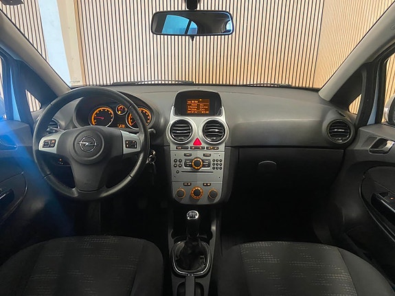Opel Corsa 7 of 13