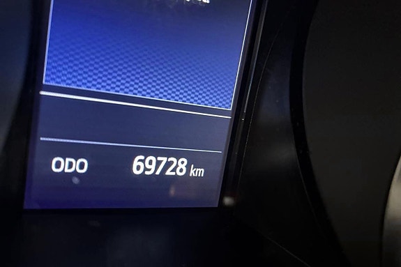 Toyota C-HR 13 of 13