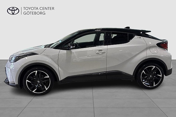 Toyota C-HR 5 of 13
