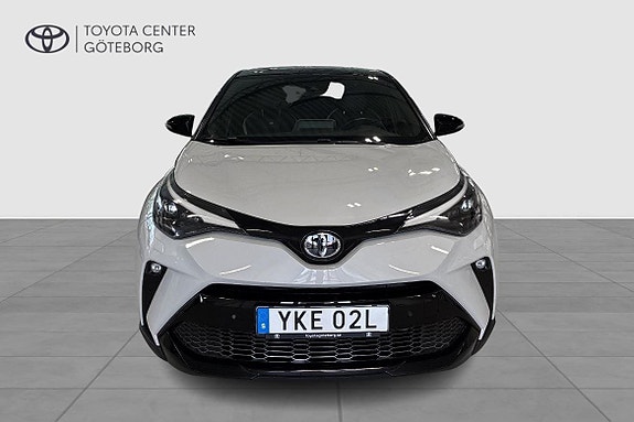 Toyota C-HR 7 of 13