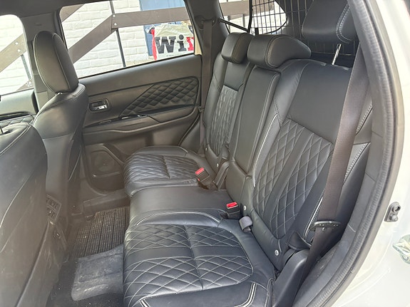 Mitsubishi Outlander 4 of 9