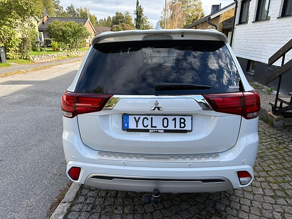 Mitsubishi Outlander 6 of 9