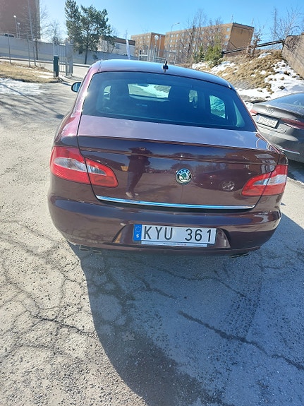 Skoda Superb 6 of 6