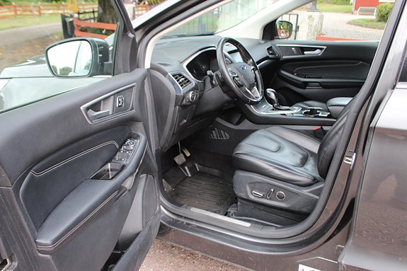 Ford Edge 8 of 11
