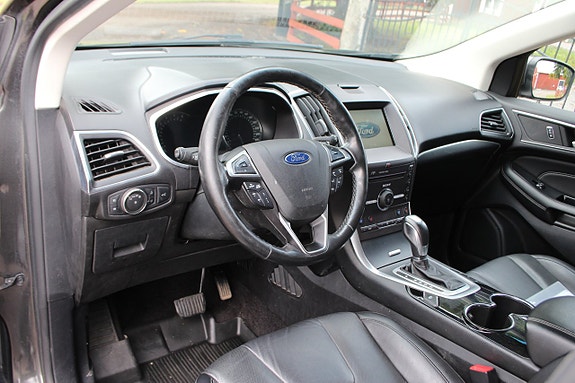 Ford Edge 7 of 11