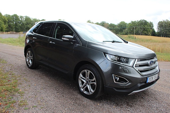 Ford Edge 4 of 11
