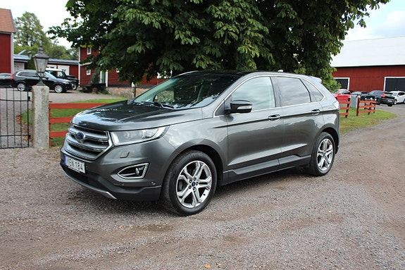 Ford Edge 2 of 11