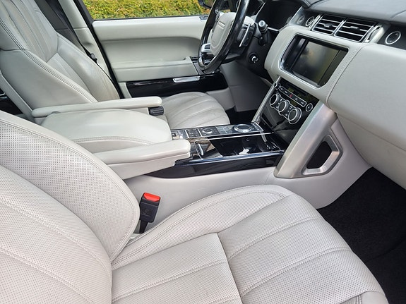 Land Rover Range Rover 6 of 8