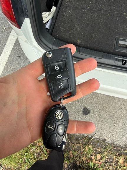 Volkswagen Golf VII 6 of 10