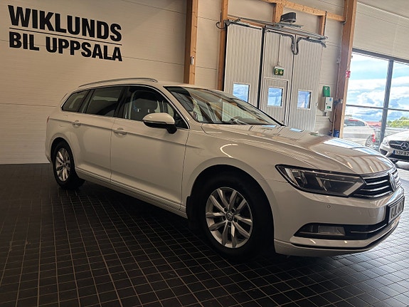 Volkswagen Passat 3 of 19