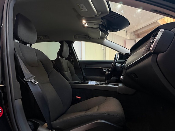 Volvo V90 13 of 21