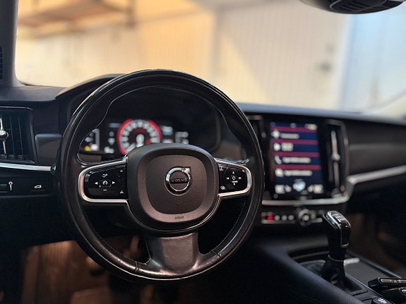 Volvo V90 9 of 21