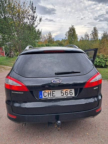 Ford Mondeo 3 of 6
