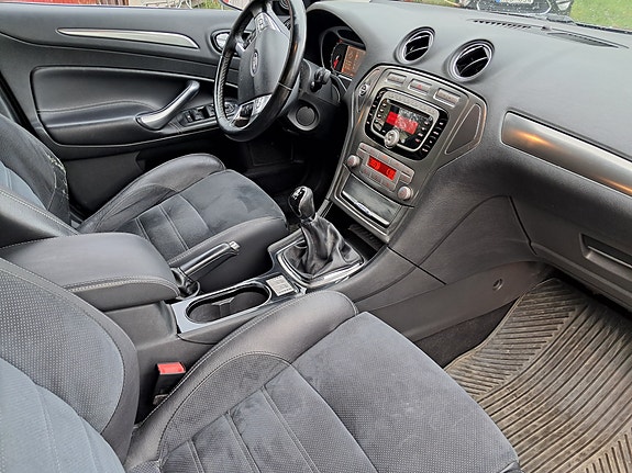 Ford Mondeo 5 of 6