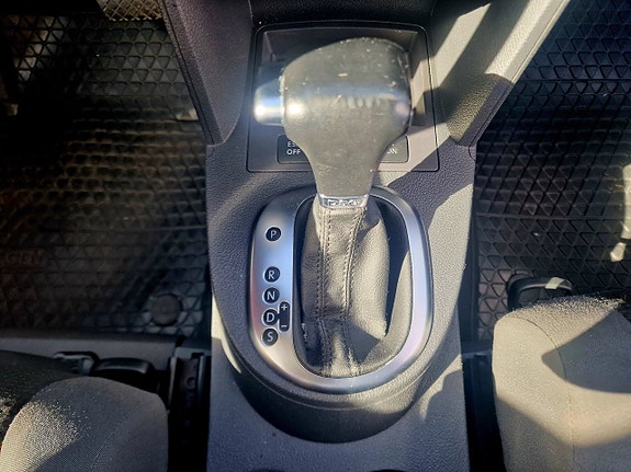 Volkswagen Touran 19 of 24