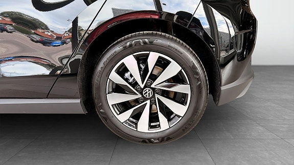 Volkswagen Polo 6 of 13