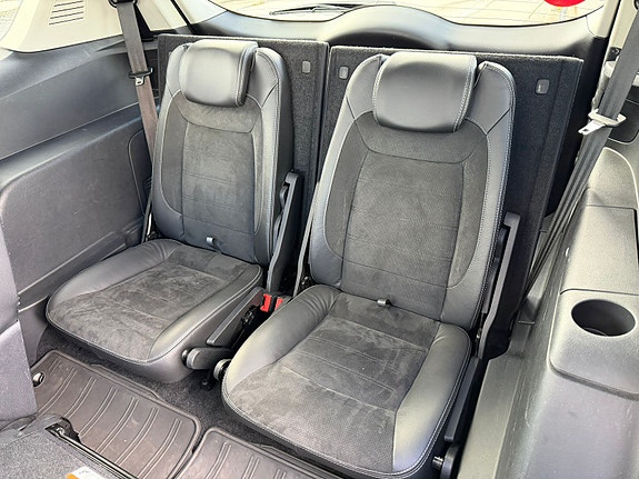 Ford S-MAX 10 of 15