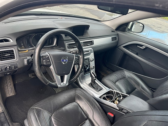 Volvo V70 5 of 7