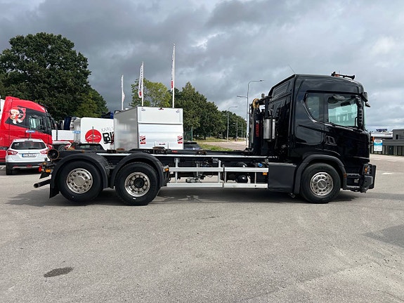 Scania G450 6x2*4 XT Lastväxlare, Fullt Plogutrustad Plogbil 2 of 12