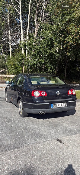 Volkswagen Passat 2 of 5
