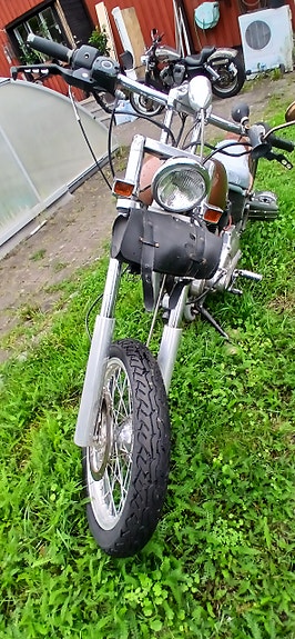 Harley-Davidson Sportster 3 of 6