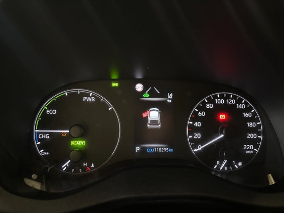 Toyota Yaris 8 of 16